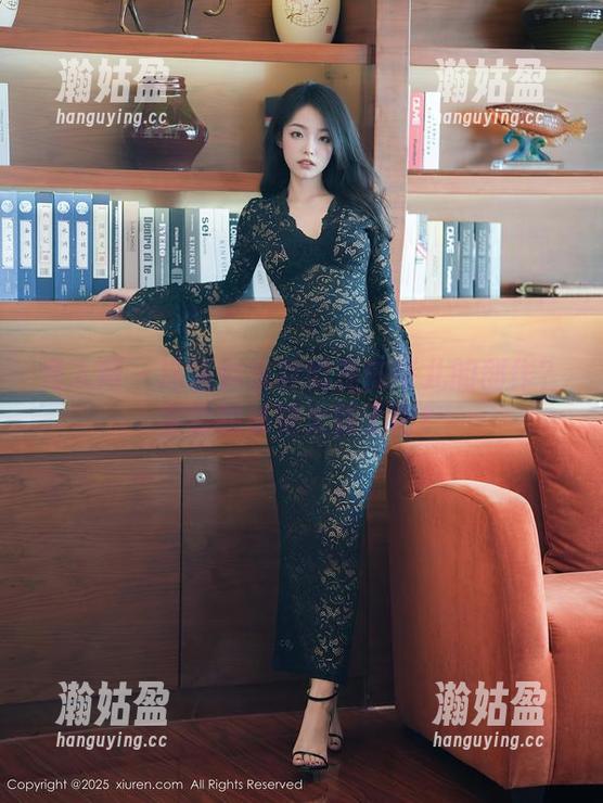 秀人网 - 这连体衣真的是安可儿的创作？定制的感觉太强了吧！