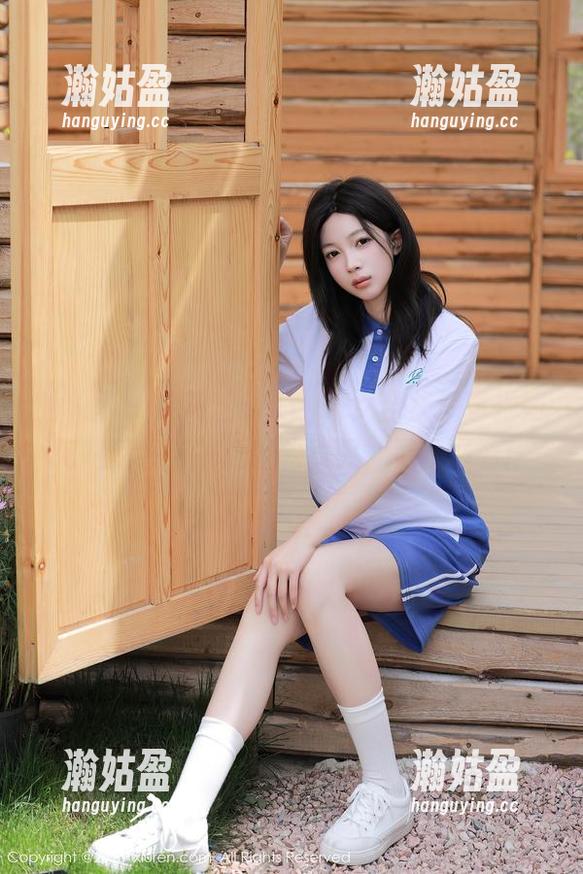 秀人网 - 徐莉芝Botty修女合集：看她如何将清纯与挑逗轻松驾驭，更新必看！