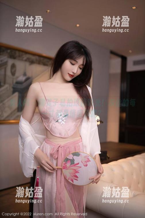 秀人网-糯美子 秀人网 - 糯美子私拍原图曝光!灰丝的每一寸都是情感流露?