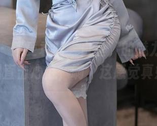 秀人网 – 感受袁圆“白丝”的魅力：私拍美图直击心底，啊，这感觉真妙！