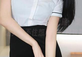 秀人网 – 雨儿1494泳装之旅:美图更新,让人忍不住想和水一起欢舞