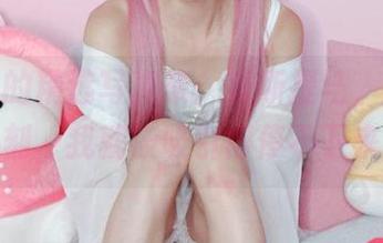 绮太郎的精选写真集：莫斯提马，翻开的一刻，我就被吸引得停不下来！