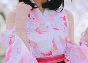 羽天shine的作品合集：藤和艾莉欧，我是不是该给她打个电话？