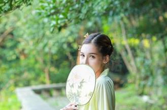 轰趴猫 – 这就是陈雅漫，学姐的无圣光魅力，图片说话