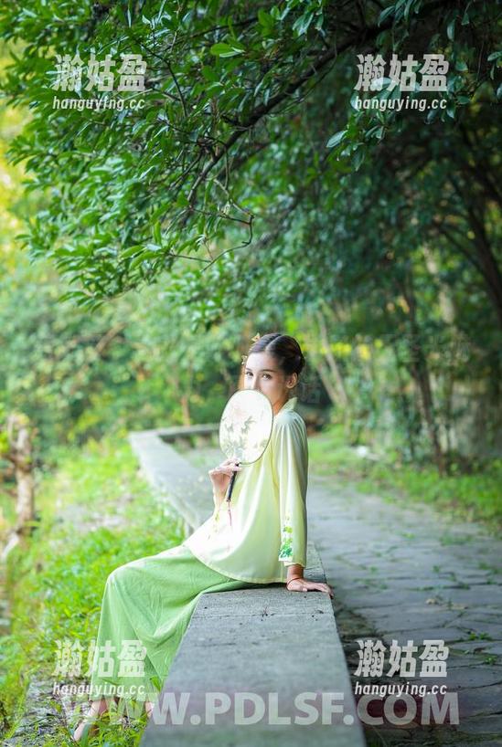 轰趴猫 - 这就是陈雅漫，学姐的无圣光魅力，图片说话