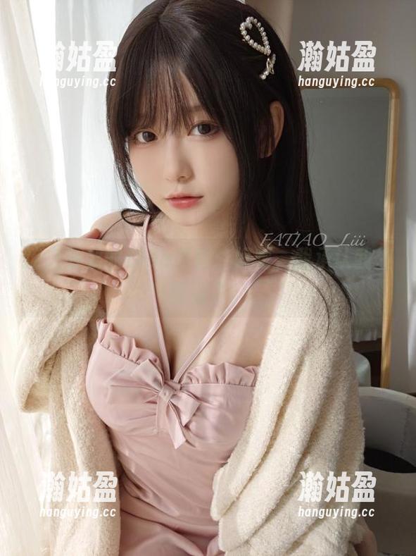 迷之呆梨 迷之呆梨的Blue原图:好吧,我承认我被萌到了。