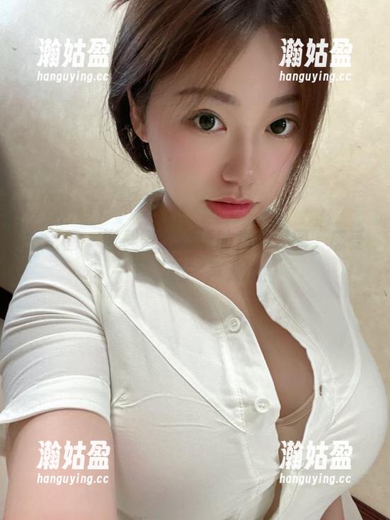 微密圈 - 下载雪怡妹纸的奶牛美图，感受一下‘奶’声入耳！