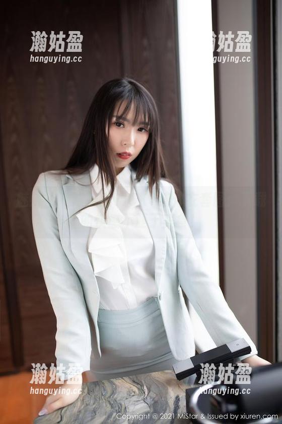 魅妍社-陈雅漫VICKY 魅妍社 - 陈雅漫VICKY连体衣套图:下载的快感不亚于美食!