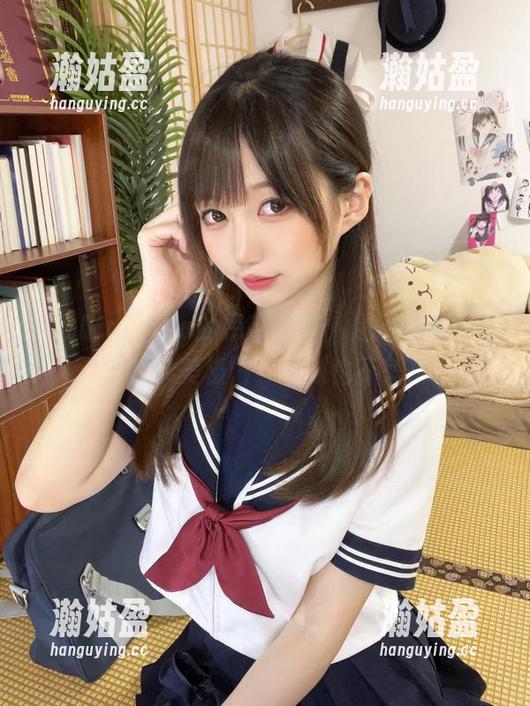 魔物喵nigisa的吊带写真，是不是在挑战我的审美极限？定制也不差！