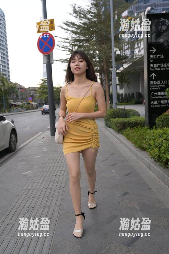 魔镜街拍 - 在凯恩的私拍里，雨季不再来，樱花却潮湿了情感