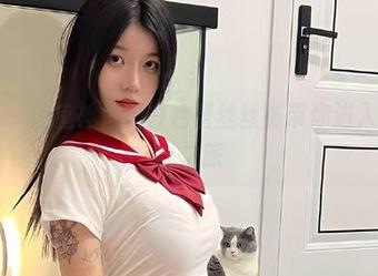 微密圈 – 让鱼神鱼的白色蕾丝丝袜带你进入梦幻写真之旅