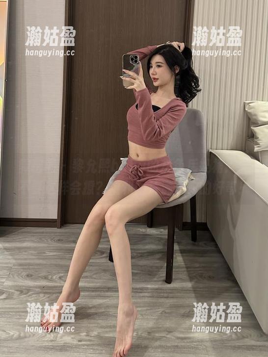黎允熙baby 微密圈 - 黎允熙baby的灰色后妈裙:要不要这样会撩?福利图片满足你的好奇!